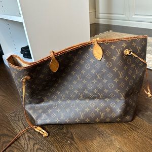 Louis Vuitton Neverfull